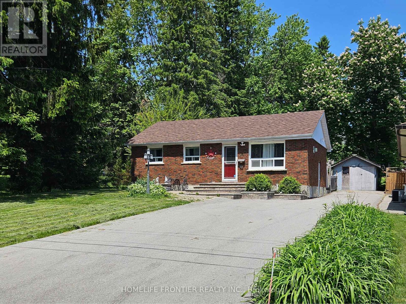 304 Old Homestead Road, Georgina (Keswick North), Ontario  L4P 1E7 - Photo 1 - N12216200