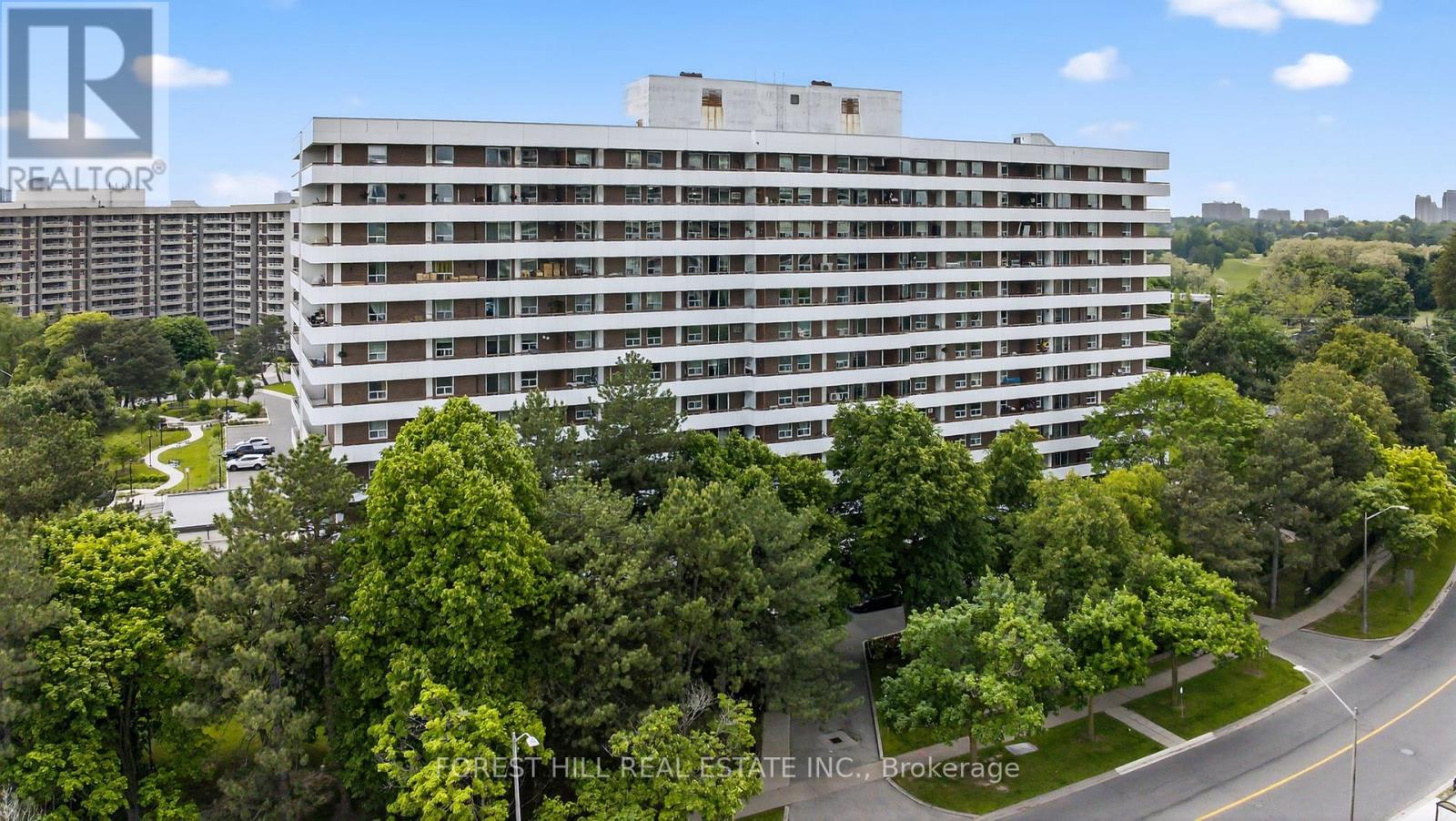 102 - 1 Royal Orchard Boulevard, Markham (Royal Orchard), Ontario  L3T 3C2 - Photo 34 - N12216206