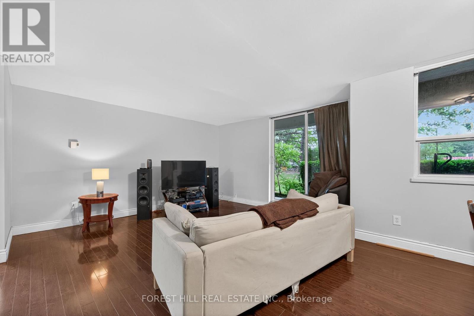 102 - 1 Royal Orchard Boulevard, Markham (Royal Orchard), Ontario  L3T 3C2 - Photo 12 - N12216206