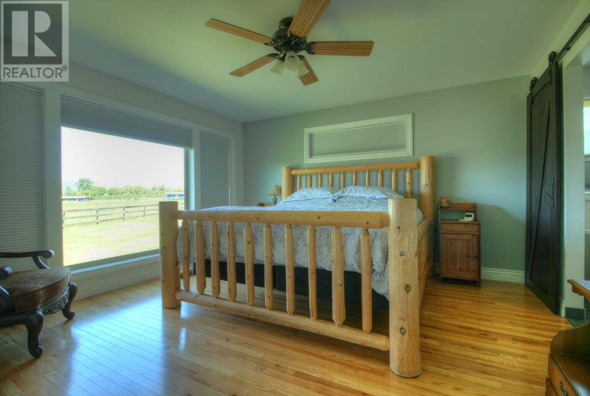 975 Mountview Road, Vernon, British Columbia  V1B 3A5 - Photo 11 - 10352031