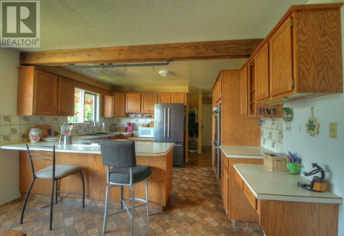 975 Mountview Road, Vernon, British Columbia  V1B 3A5 - Photo 9 - 10352031