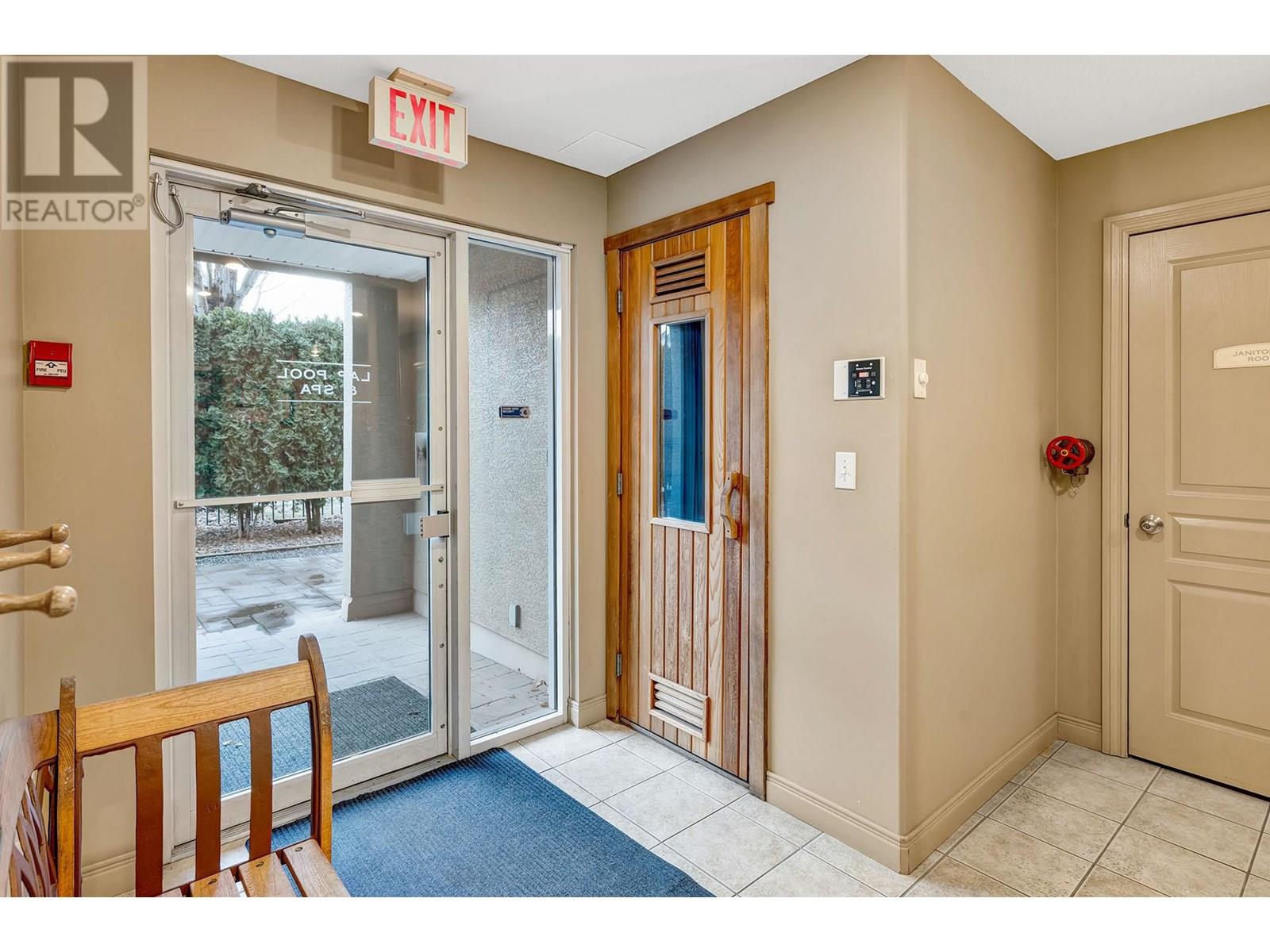 970 Lorne Street Unit# 10, Kamloops, British Columbia  V2C 1W9 - Photo 61 - 10352025