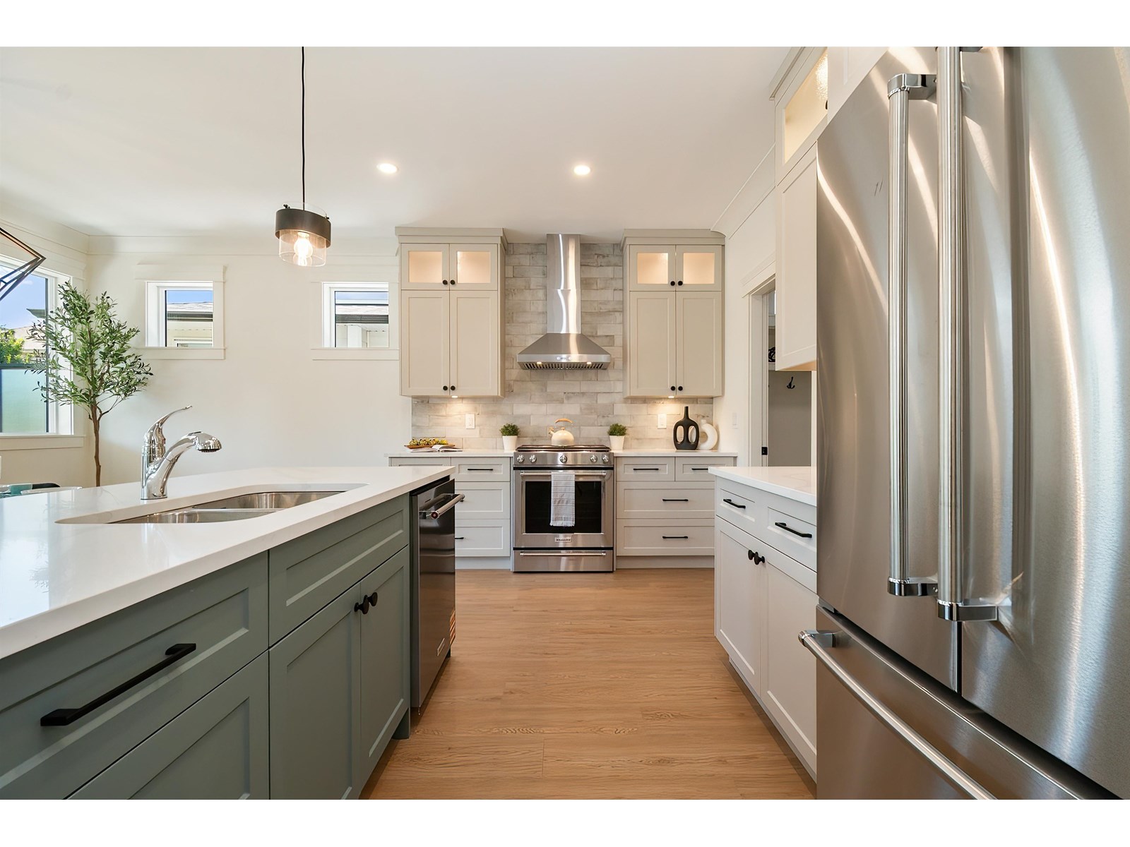 45460 Wells Road, Sardis West Vedder, Chilliwack, British Columbia  V2R 1H3 - Photo 2 - R3014672