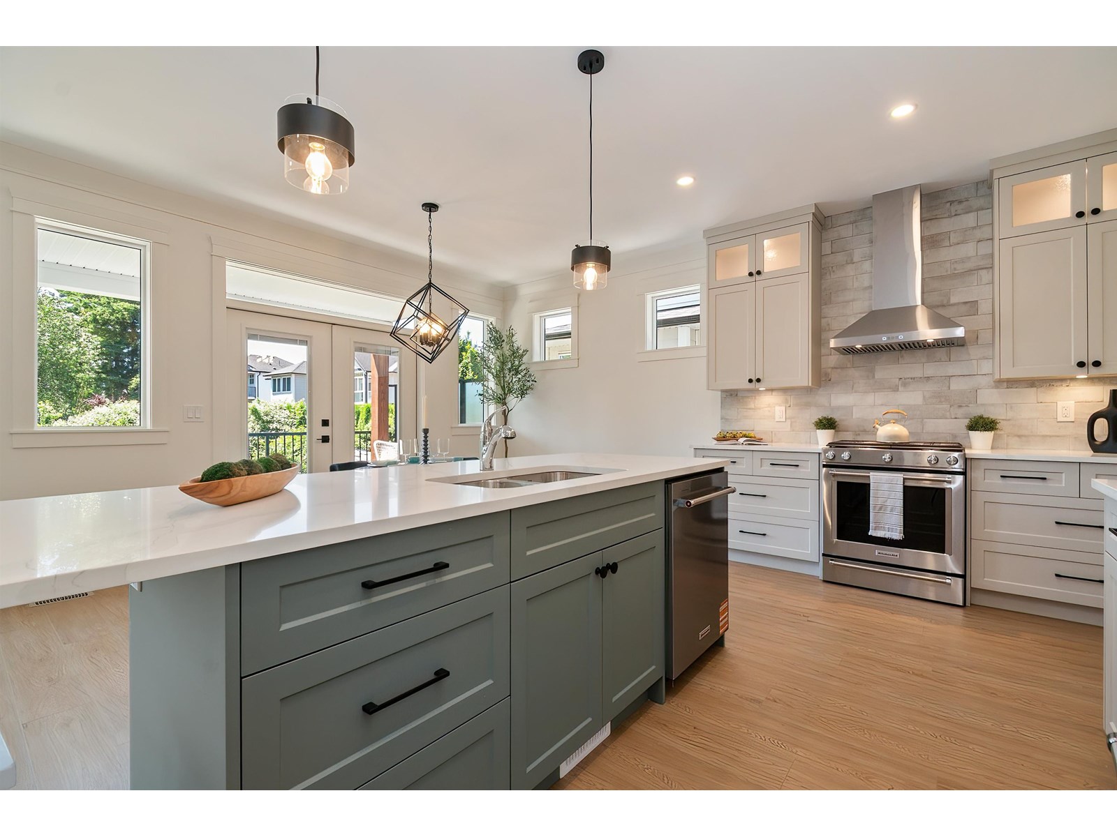 45460 Wells Road, Sardis West Vedder, Chilliwack, British Columbia  V2R 1H3 - Photo 3 - R3014672