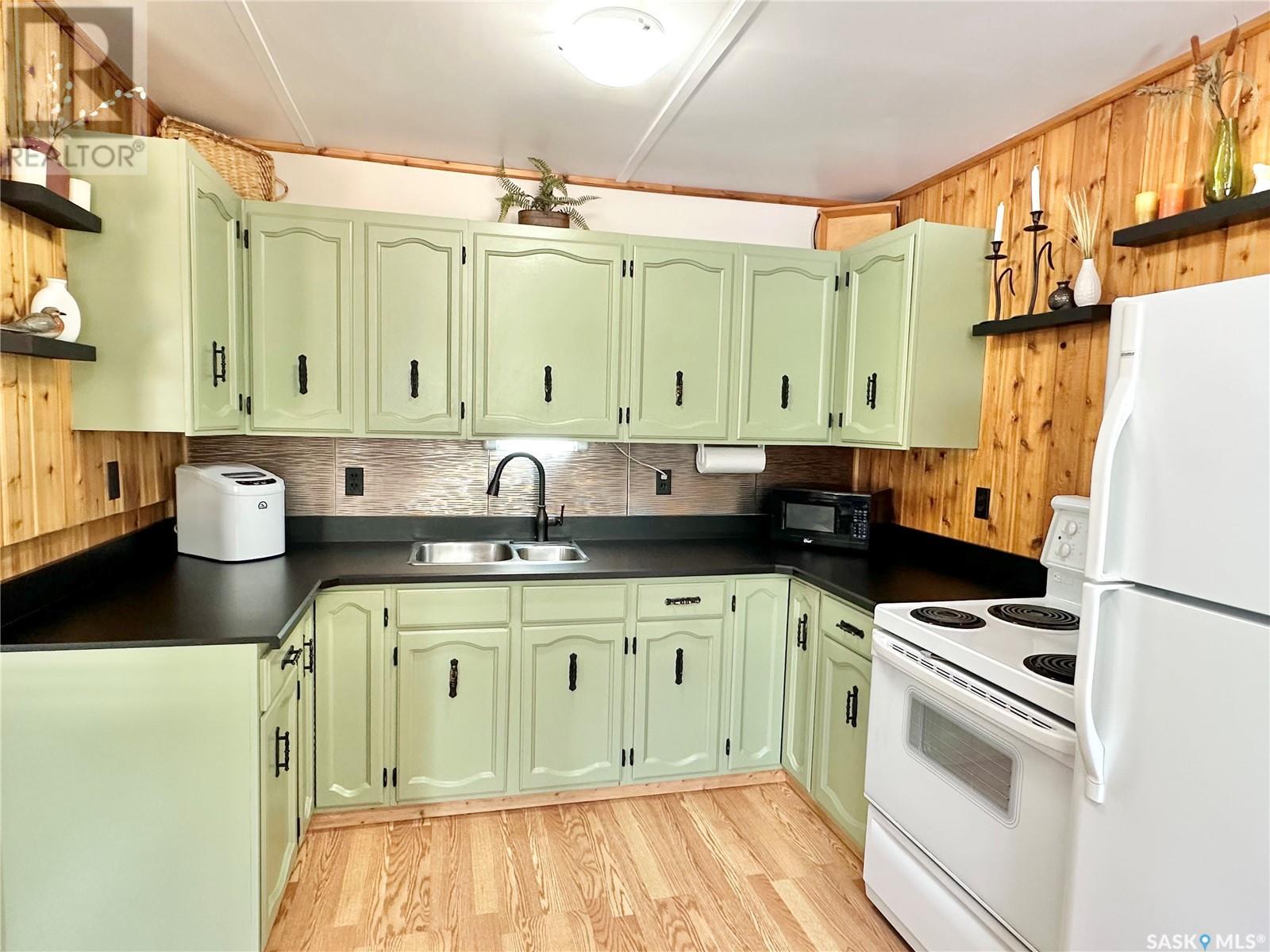 418 Loon Drive, Big Shell, Saskatchewan  S0J 2G0 - Photo 8 - SK009205