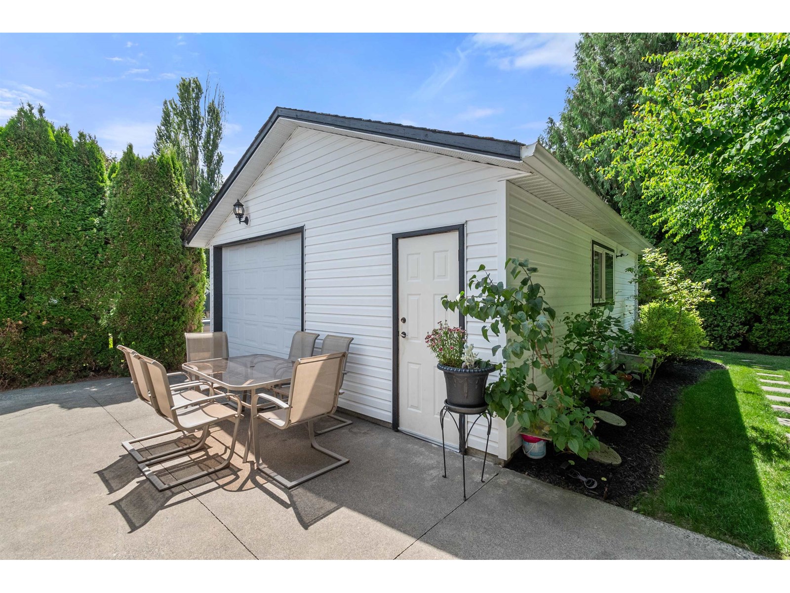 10347 Kent Road, Fairfield Island, Chilliwack, British Columbia  V2P 5X9 - Photo 5 - R3014827