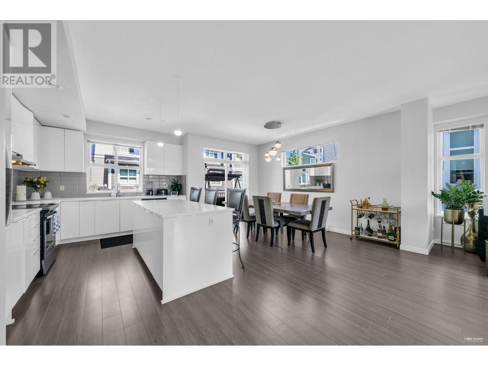 406 11295 Pazarena Place, Maple Ridge, British Columbia  V2X 4K9 - Photo 16 - R3013432