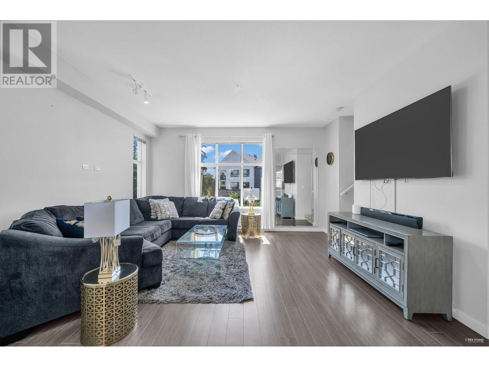 406 11295 Pazarena Place, Maple Ridge, British Columbia  V2X 4K9 - Photo 8 - R3013432