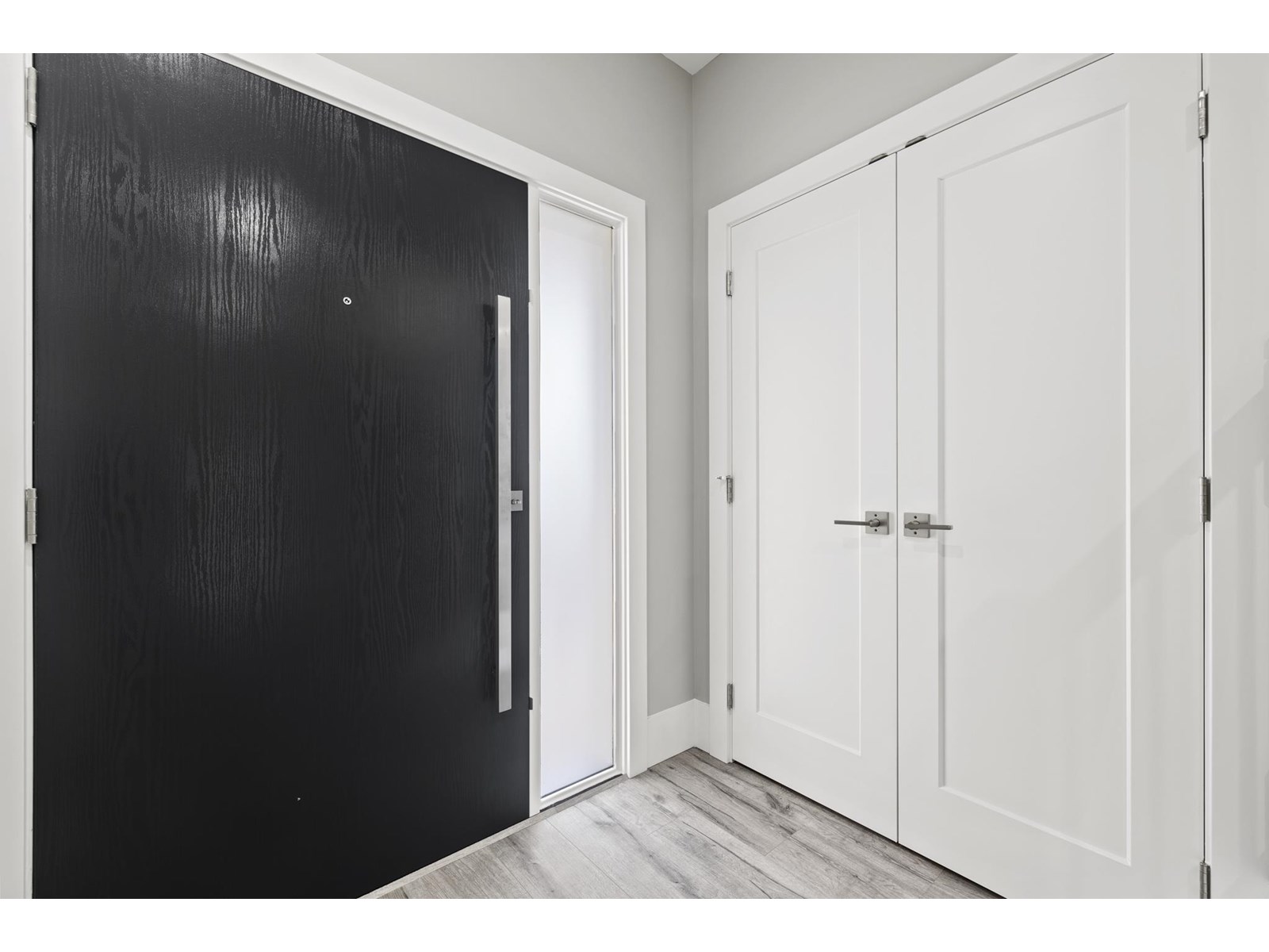 2811 Platform Crescent, Abbotsford, British Columbia  V4X 0B8 - Photo 2 - R3014811