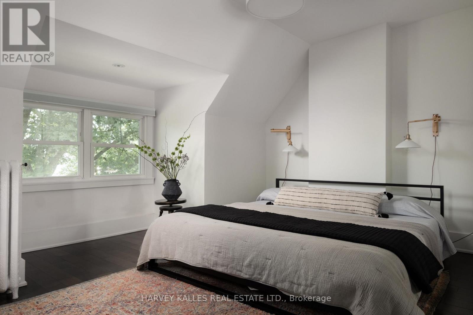 410 Roxton Road, Toronto (Palmerston-Little Italy), Ontario  M6G 3R2 - Photo 17 - C12216400