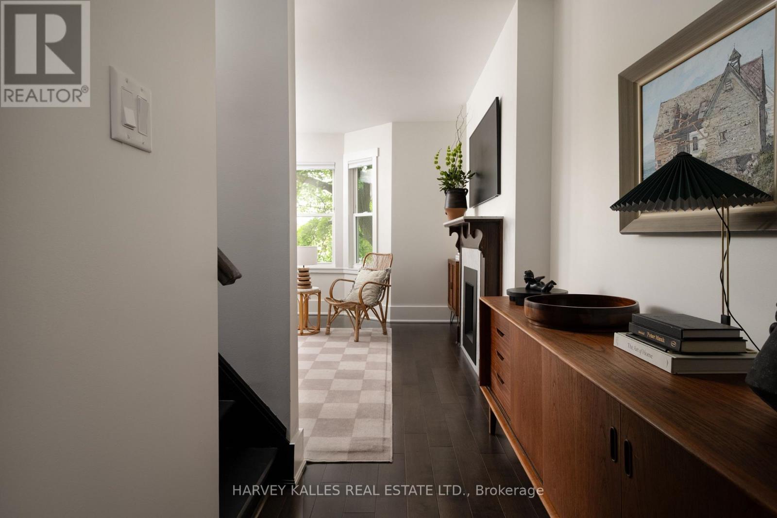 410 Roxton Road, Toronto (Palmerston-Little Italy), Ontario  M6G 3R2 - Photo 7 - C12216400