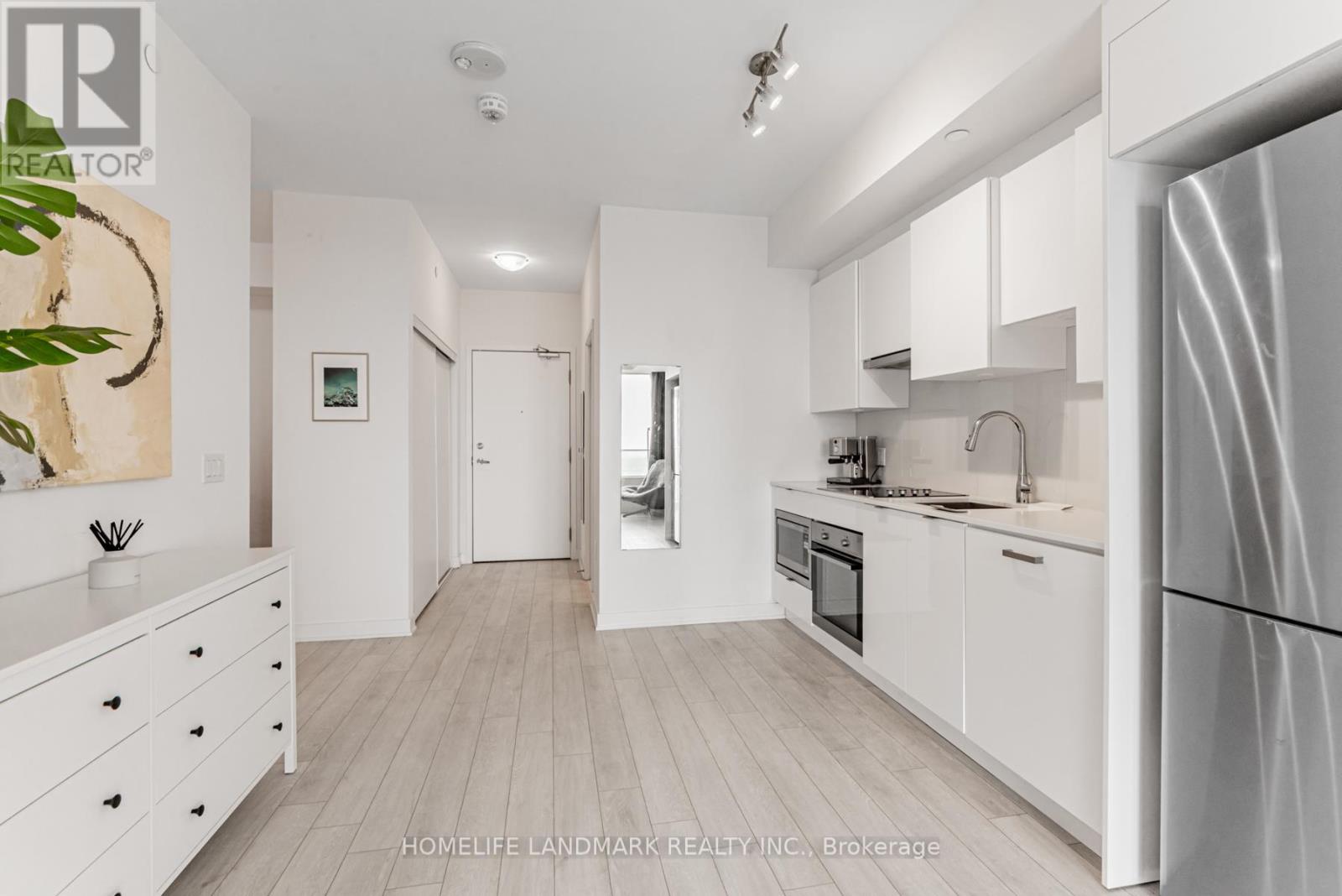 2908 - 195 Redpath Avenue, Toronto, Ontario  M4P 0E4 - Photo 5 - C12216474