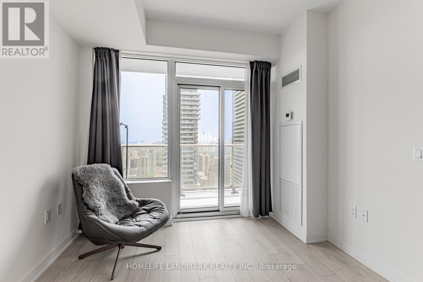 2908 - 195 Redpath Avenue, Toronto, Ontario  M4P 0E4 - Photo 8 - C12216474