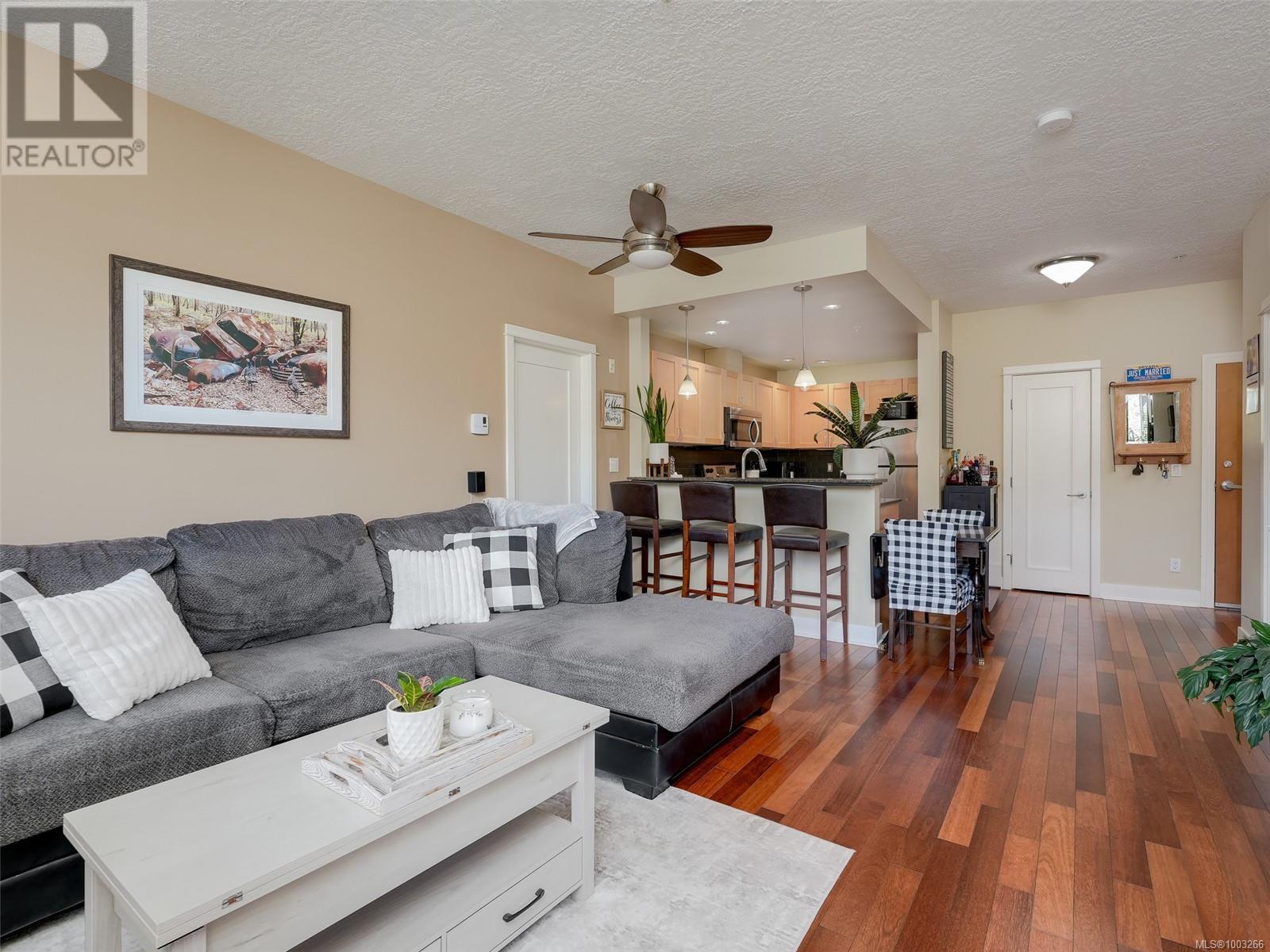203 627 Brookside Rd, Colwood, British Columbia  V8Y 2S2 - Photo 4 - 1003266