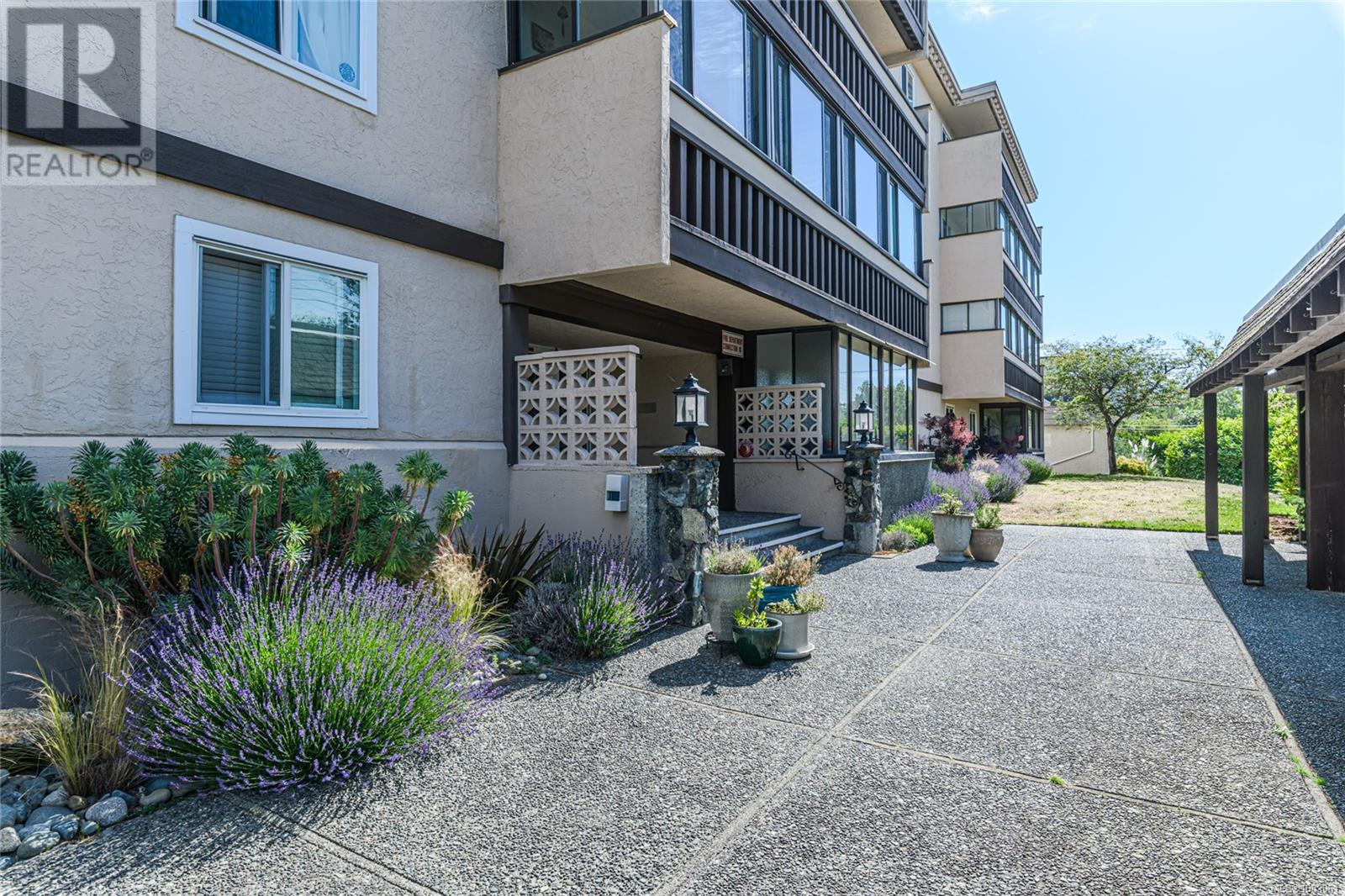 107 1012 Pakington St, Victoria, British Columbia  V8V 3A1 - Photo 35 - 1003061