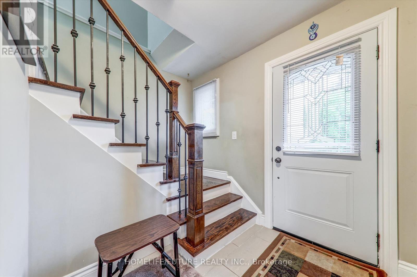 515 Harwood Drive, Oshawa, Ontario  L1G 2V2 - Photo 5 - E12216452