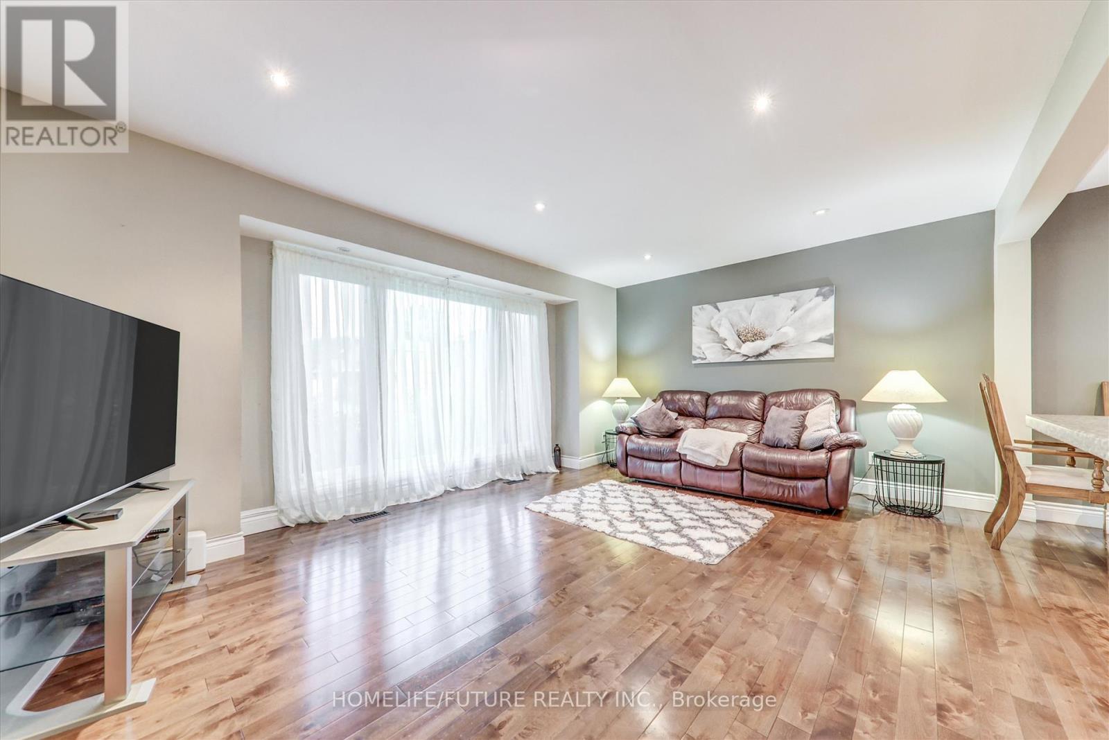 515 Harwood Drive, Oshawa, Ontario  L1G 2V2 - Photo 6 - E12216452