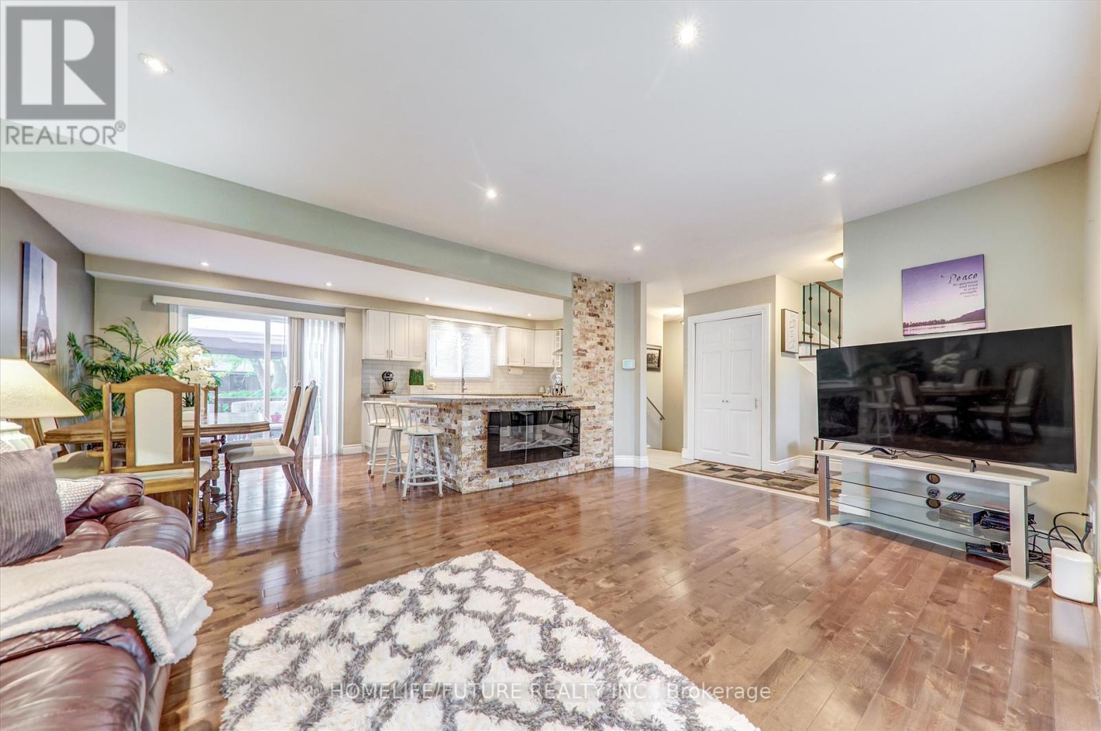 515 Harwood Drive, Oshawa, Ontario  L1G 2V2 - Photo 8 - E12216452