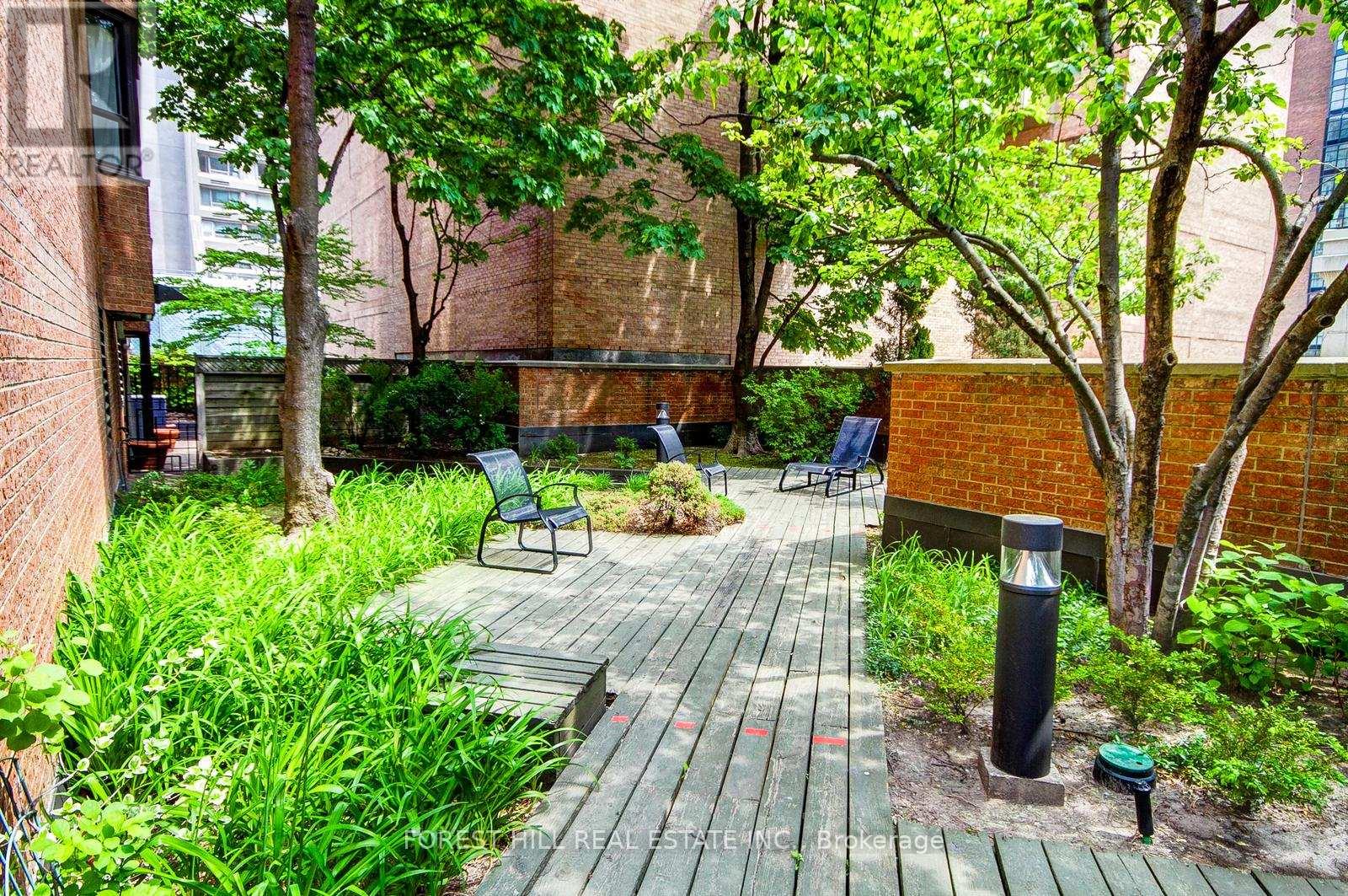 1105 - 1166 Bay Street, Toronto (Bay Street Corridor), Ontario  M5S 2X8 - Photo 25 - C12216191