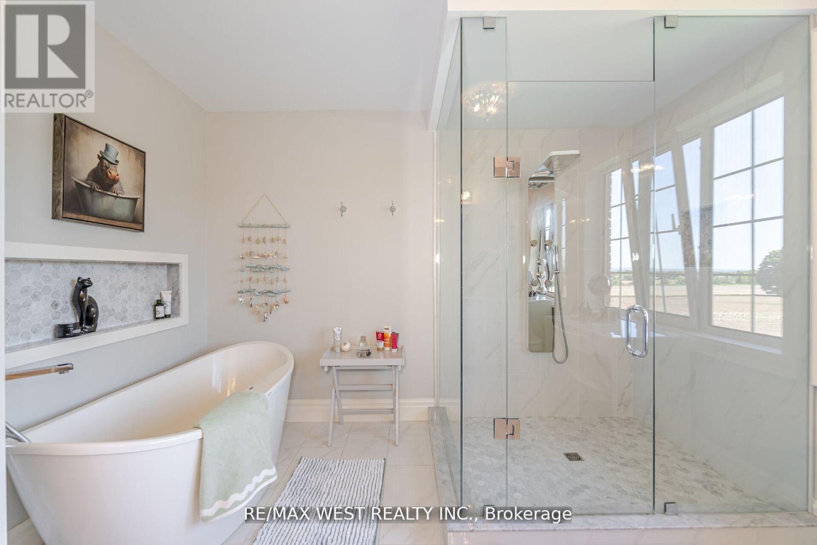 7 Stewart Crescent, Essa (Thornton), Ontario  L0L 2N0 - Photo 18 - N12216335