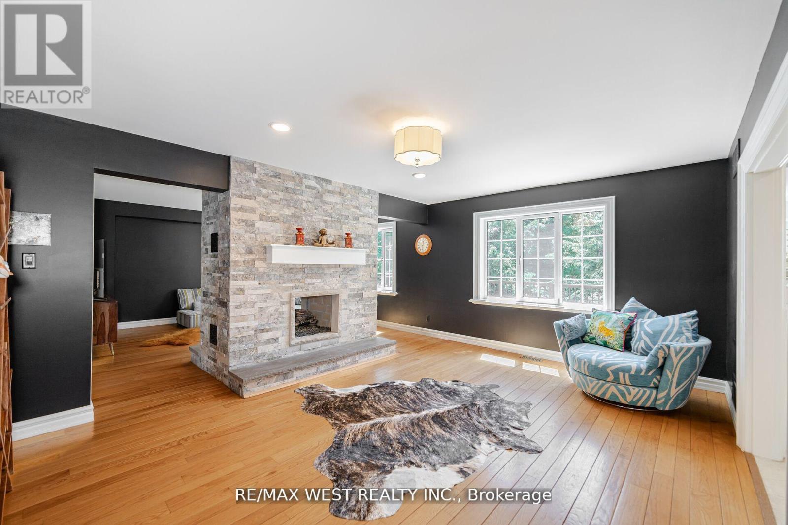 7 Stewart Crescent, Essa (Thornton), Ontario  L0L 2N0 - Photo 11 - N12216335
