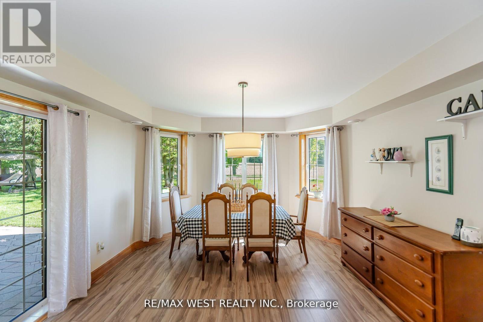 7 Stewart Crescent, Essa (Thornton), Ontario  L0L 2N0 - Photo 29 - N12216335