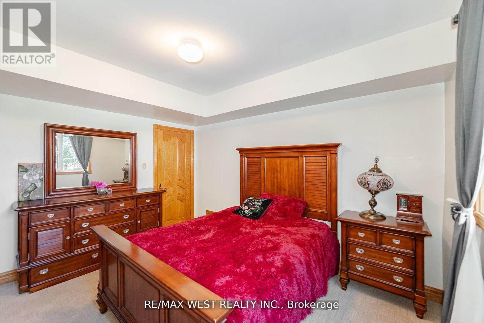 7 Stewart Crescent, Essa (Thornton), Ontario  L0L 2N0 - Photo 30 - N12216335