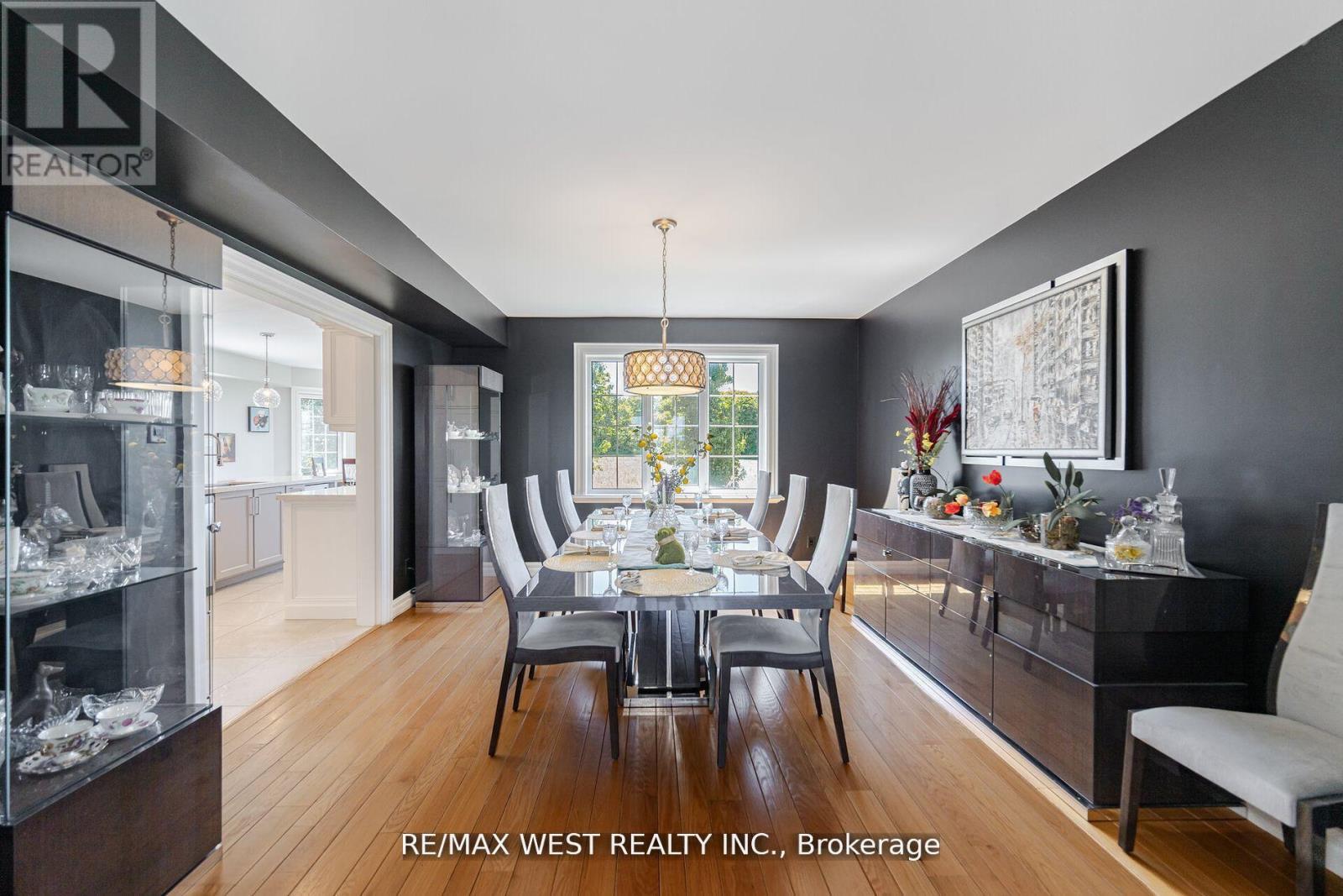 7 Stewart Crescent, Essa (Thornton), Ontario  L0L 2N0 - Photo 4 - N12216335