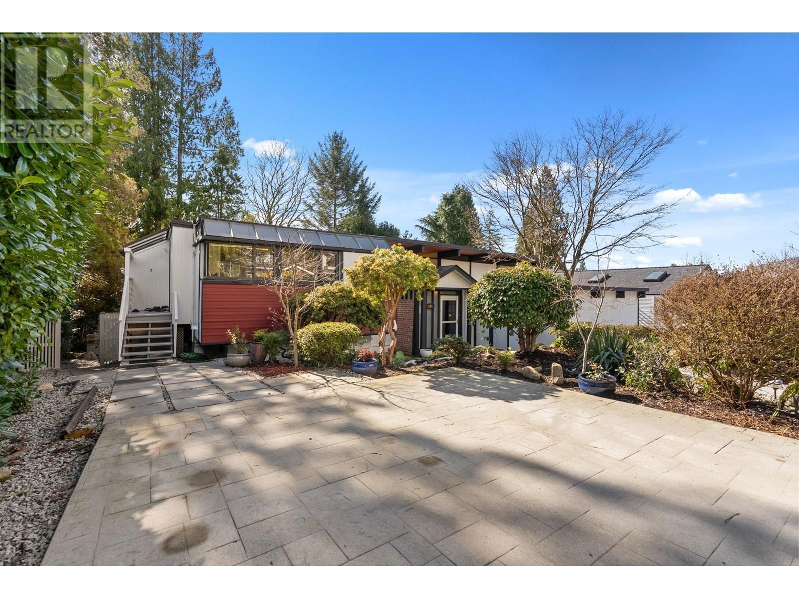 621 The Del, North Vancouver, British Columbia  V7N 2X9 - Photo 2 - R3014864