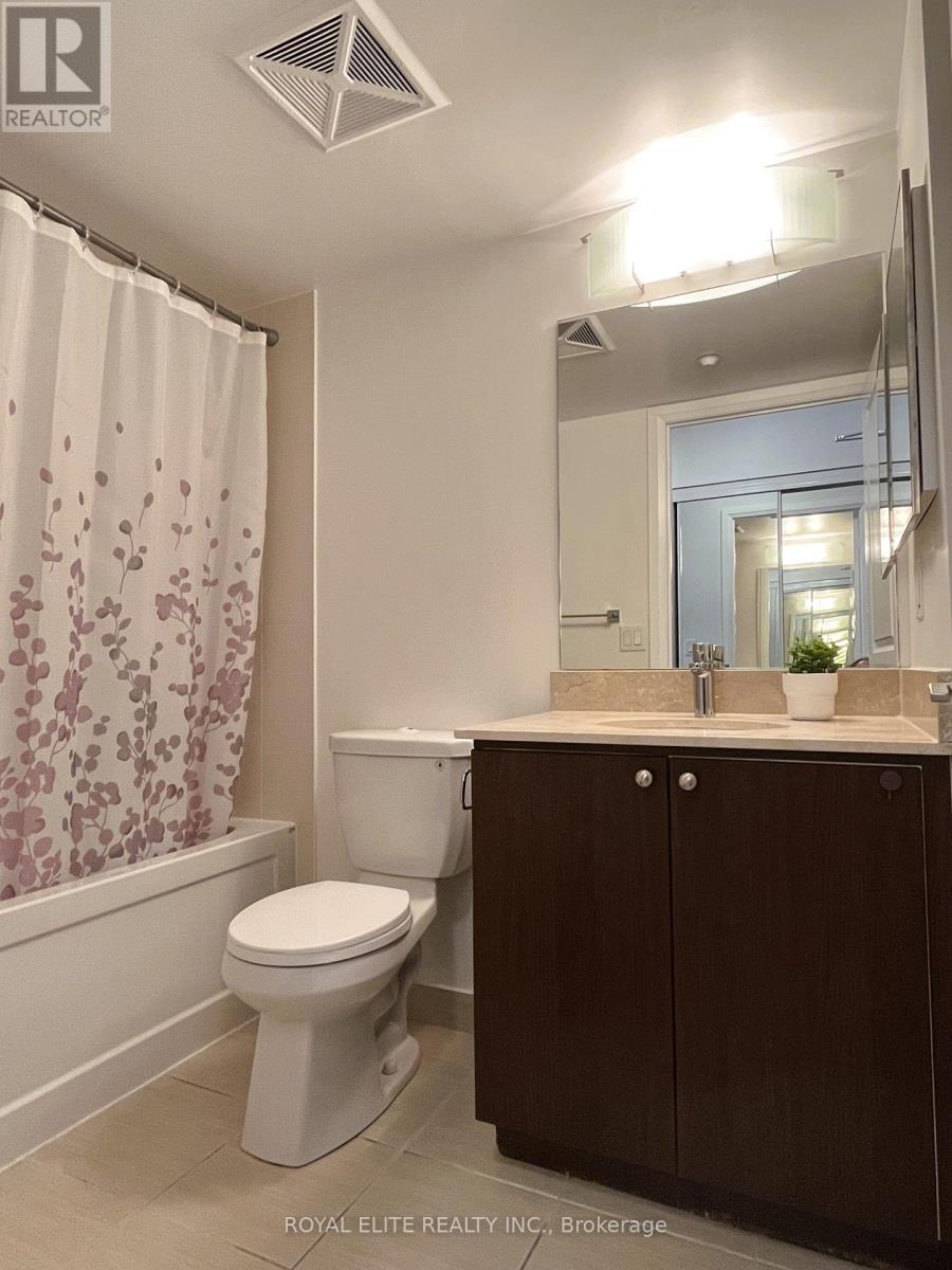 325 - 370 Hwy 7 E, Richmond Hill (Doncrest), Ontario  L4B 0C4 - Photo 12 - N12216432