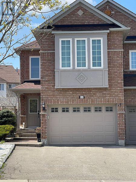 11 PENINSULA CRESCENT, Richmond Hill, Ontario