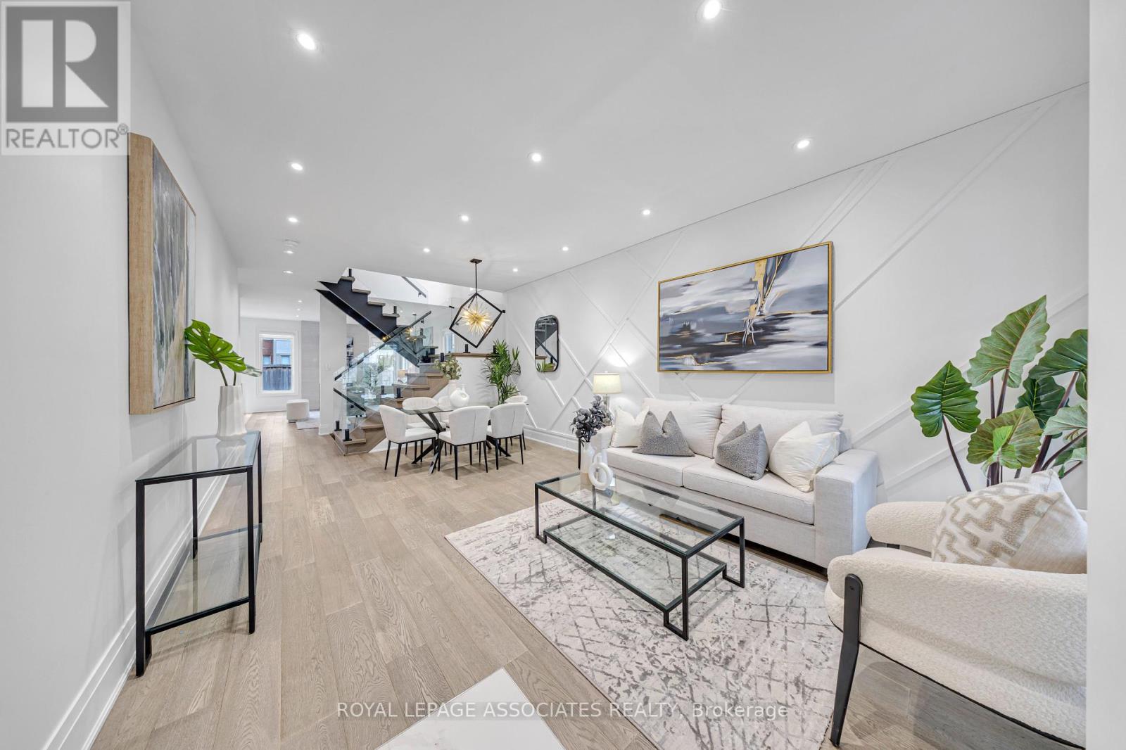 66 Philip Brown Avenue, Whitchurch-Stouffville (Stouffville), Ontario  L4A 1S7 - Photo 6 - N12215876