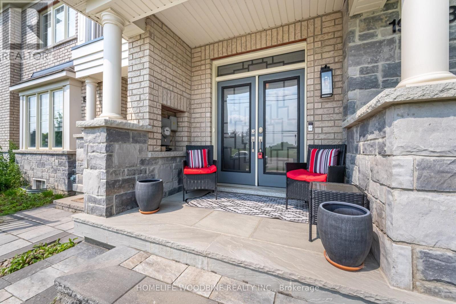 19848 Leslie Street, East Gwillimbury (Queensville), Ontario  L9N 0R9 - Photo 4 - N12215849