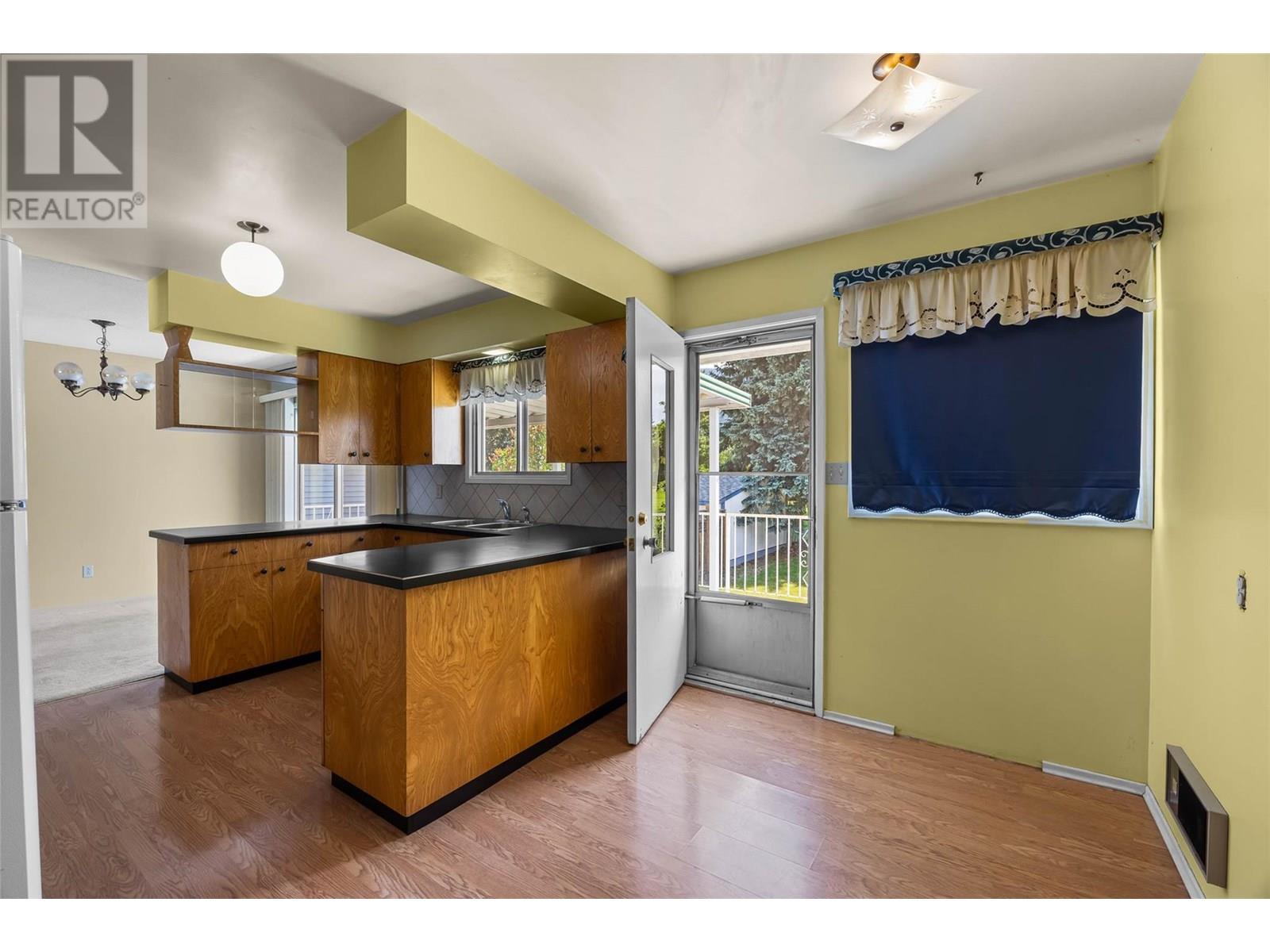 847 Hysop Road, Chase, British Columbia  V0E 1M0 - Photo 14 - 10351871