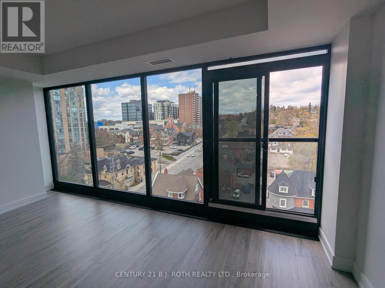 822 - 185 Dunlop Street E, Barrie, Ontario  L4M 0L7 - Photo 5 - S12132071