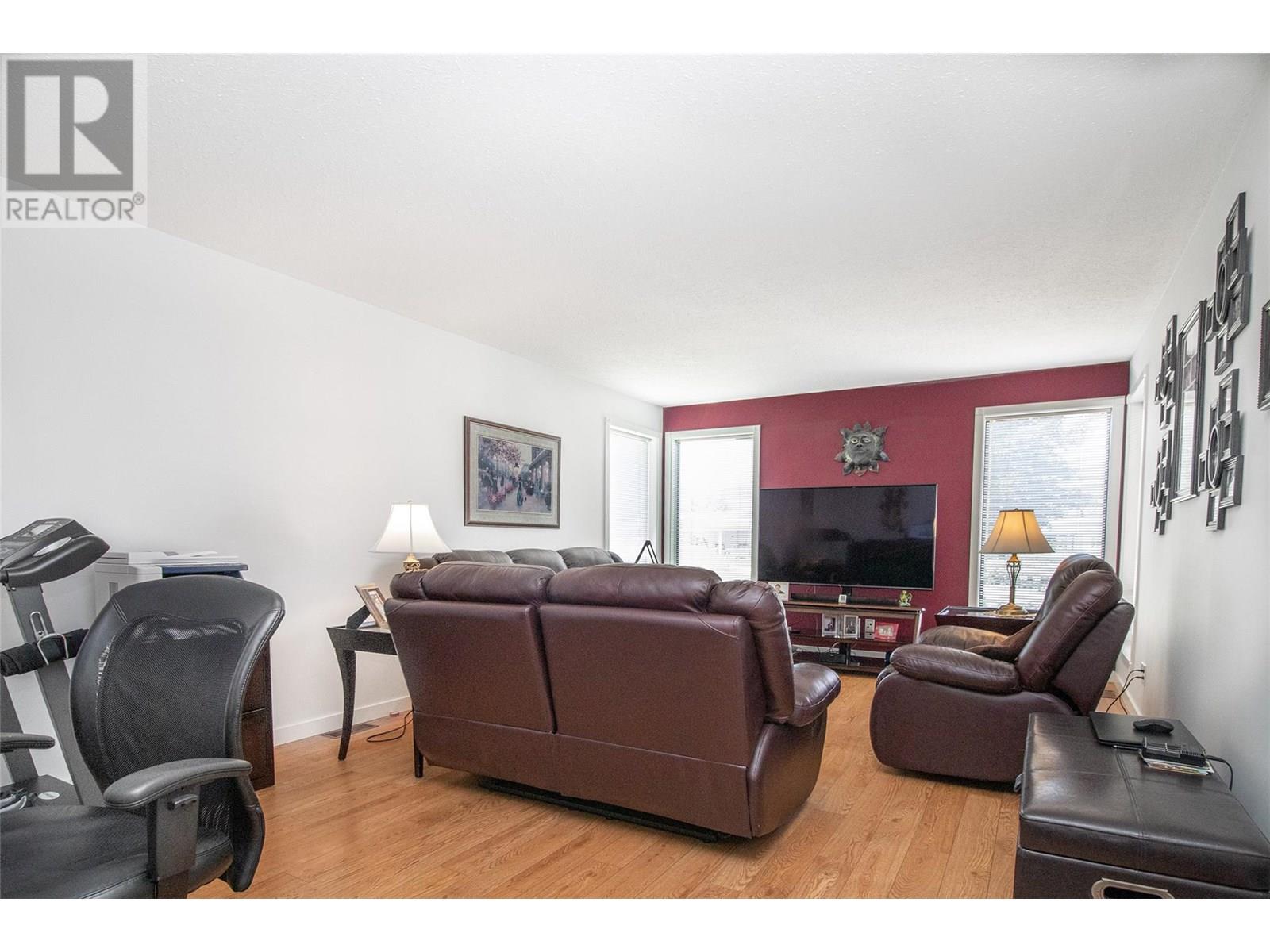 1255 Raymer Avenue Unit# 118, Kelowna, British Columbia  V1W 3S3 - Photo 3 - 10351931