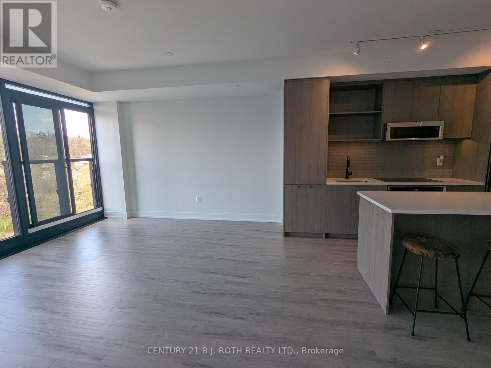 822 - 185 Dunlop Street E, Barrie, Ontario  L4M 0L7 - Photo 33 - S12132071