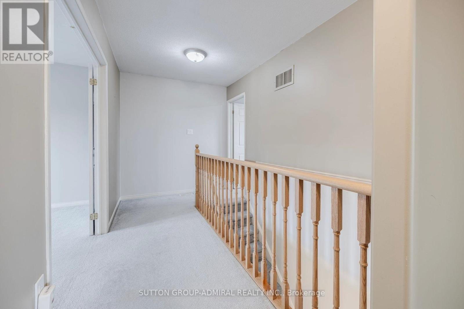 132 Brown Wood Drive, Barrie (Little Lake), Ontario  L4M 6M8 - Photo 25 - S12215982