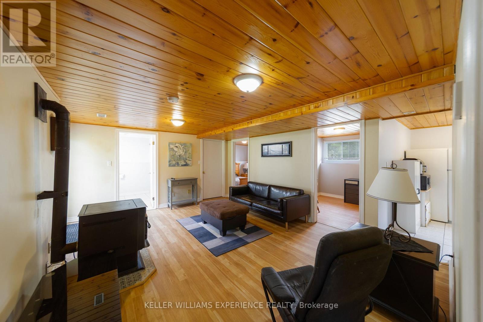 1936 Peninsula Point Road, Severn, Ontario  P0E 1N0 - Photo 28 - S12216207