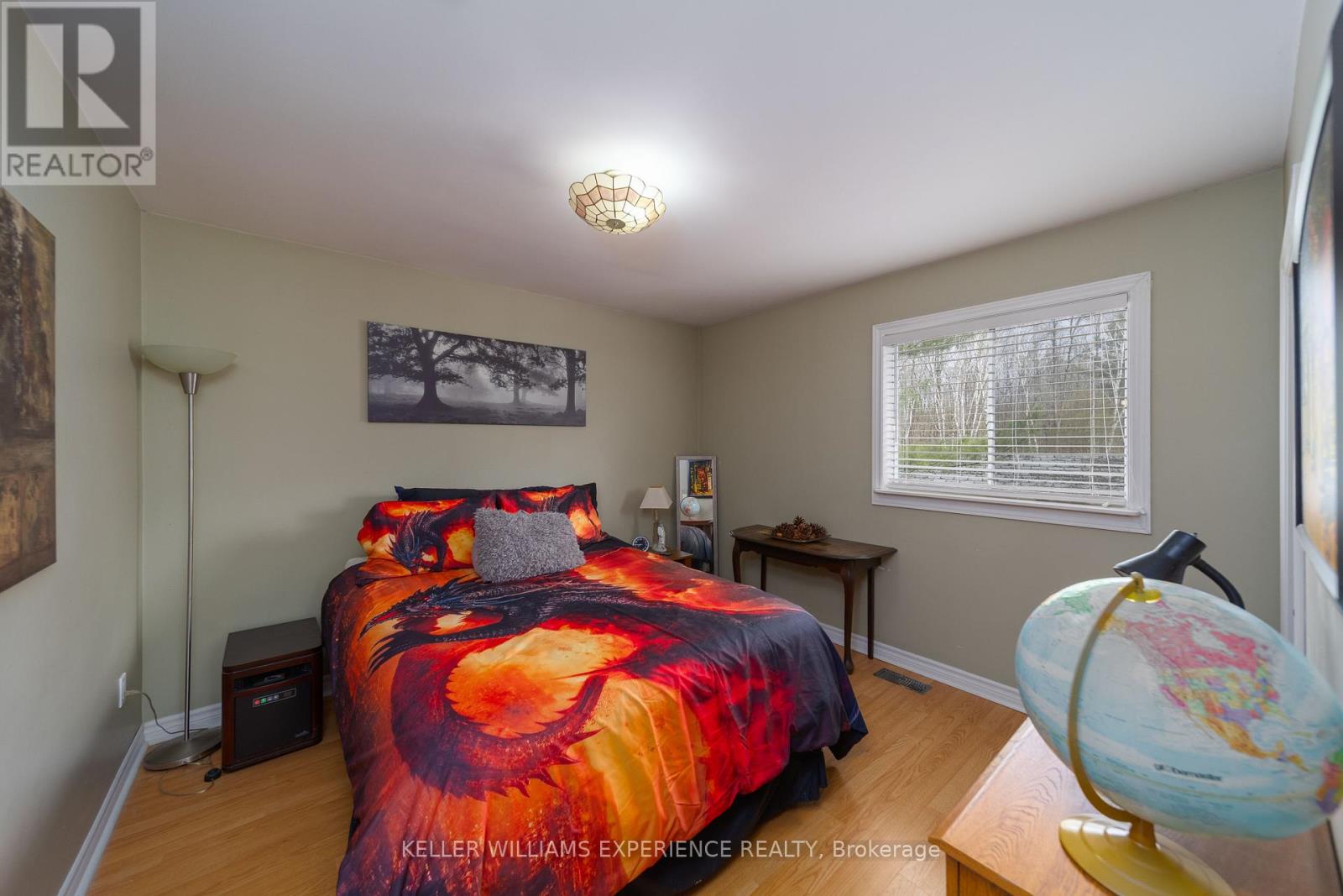1936 Peninsula Point Road, Severn, Ontario  P0E 1N0 - Photo 16 - S12216207