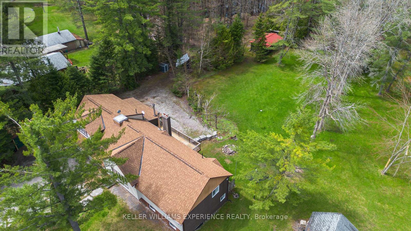 1936 Peninsula Point Road, Severn, Ontario  P0E 1N0 - Photo 49 - S12216207
