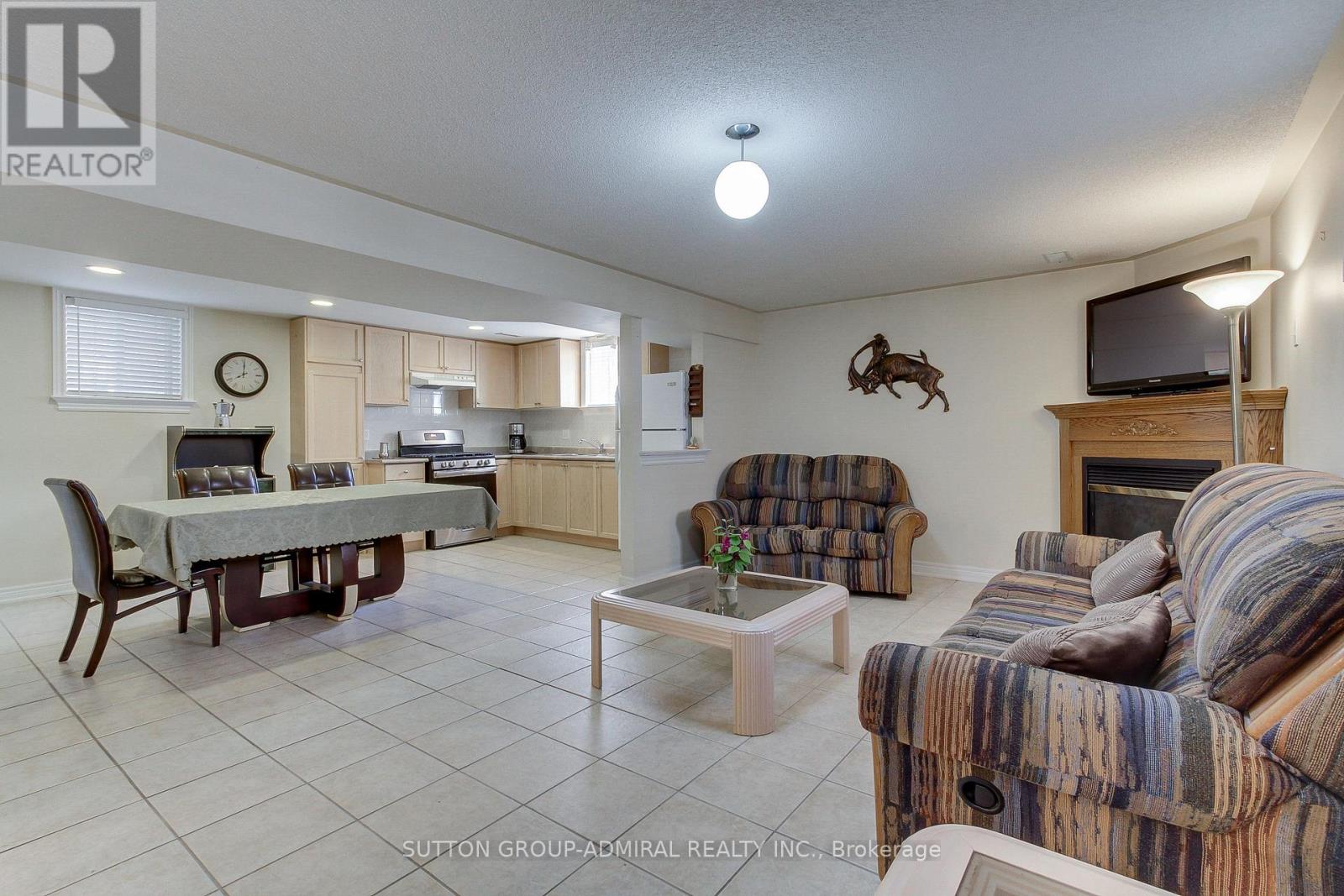 146 Village Gate Drive, Wasaga Beach, Ontario  L9Z 0J7 - Photo 29 - S12216442