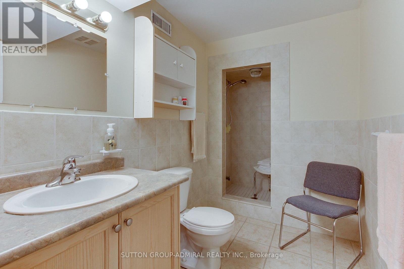 146 Village Gate Drive, Wasaga Beach, Ontario  L9Z 0J7 - Photo 30 - S12216442