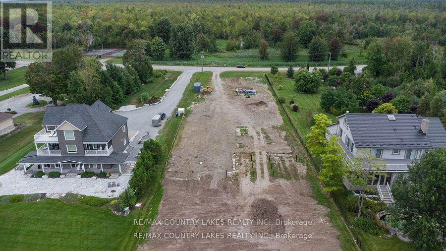 41 Paradise Boulevard, Ramara, Ontario  L0K 1B0 - Photo 2 - S12216427