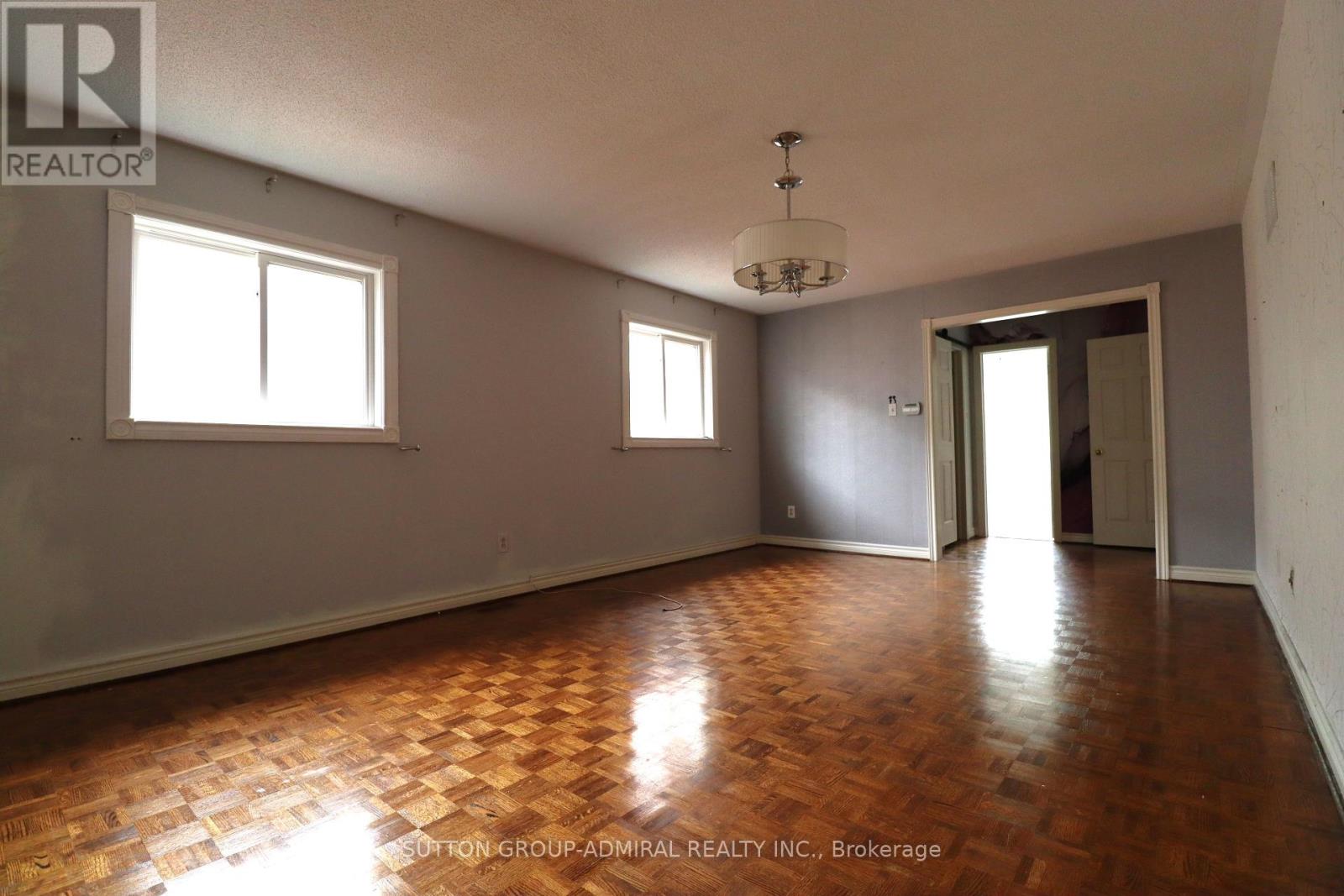 146 Village Gate Drive, Wasaga Beach, Ontario  L9Z 0J7 - Photo 40 - S12216442