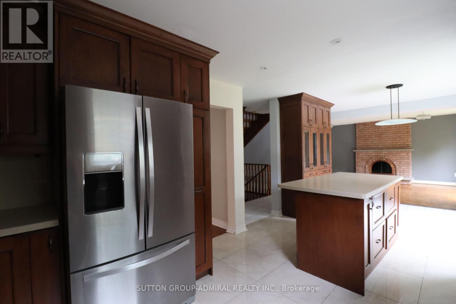 146 Village Gate Drive, Wasaga Beach, Ontario  L9Z 0J7 - Photo 37 - S12216442