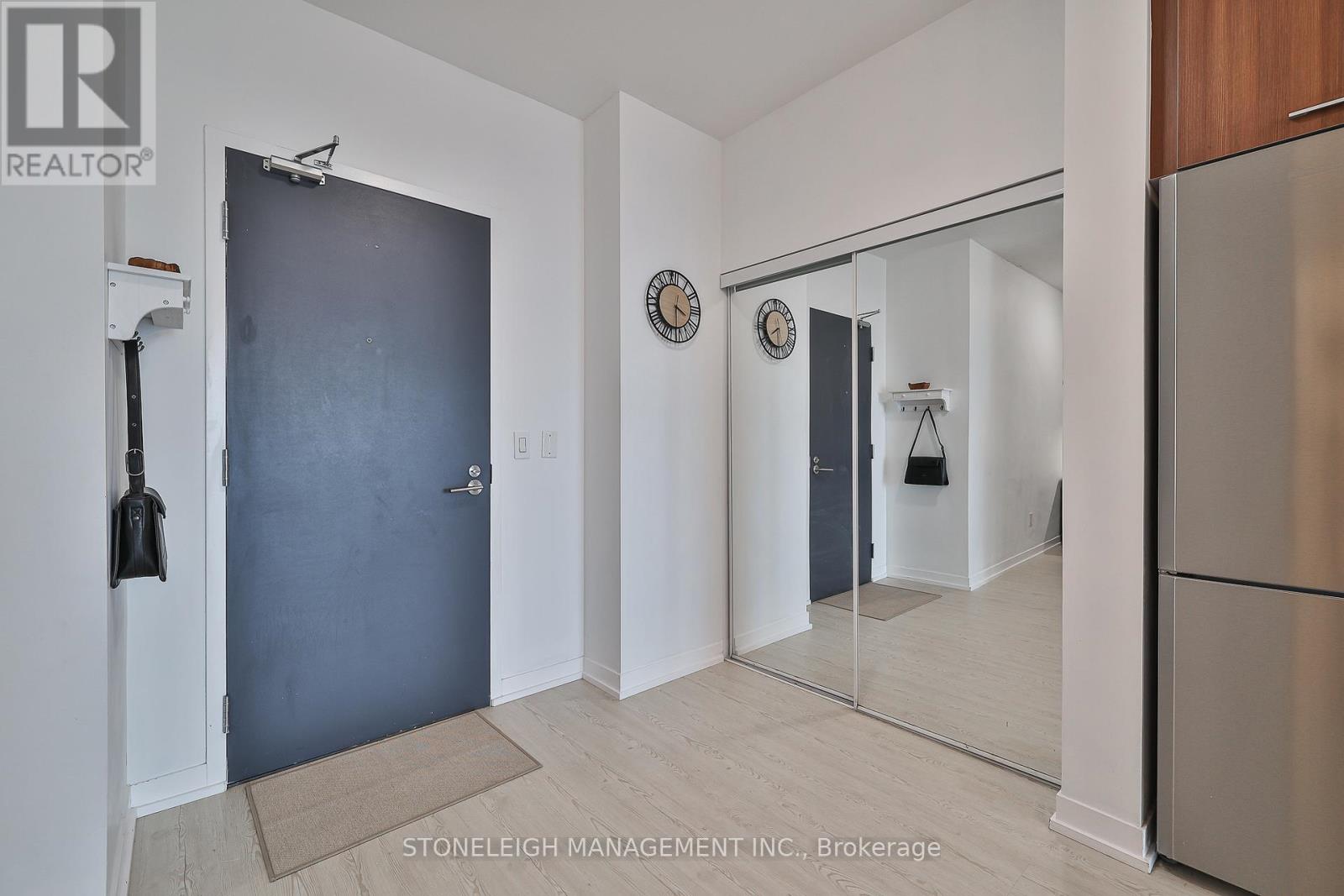 1306 - 105 George Street, Toronto, Ontario  M5S 3E6 - Photo 21 - C12216528