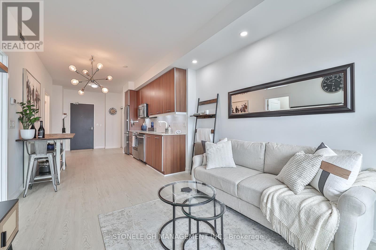 1306 - 105 George Street, Toronto, Ontario  M5S 3E6 - Photo 12 - C12216528