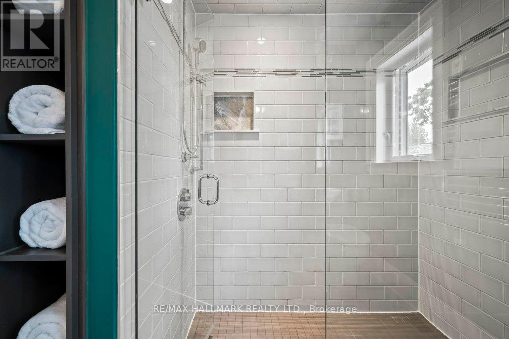 25 Selwood Avenue, Toronto (The Beaches), Ontario  M4E 1B3 - Photo 20 - E12215890