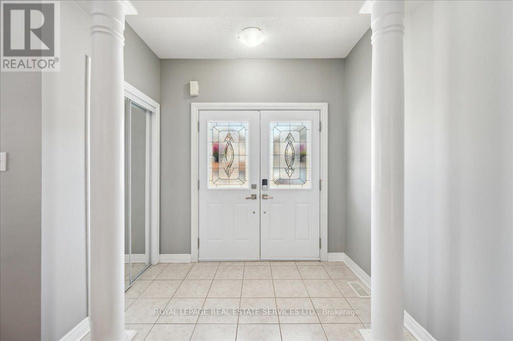 5443 Jacada Road, Burlington, Ontario  L7L 7N3 - Photo 10 - W12106536